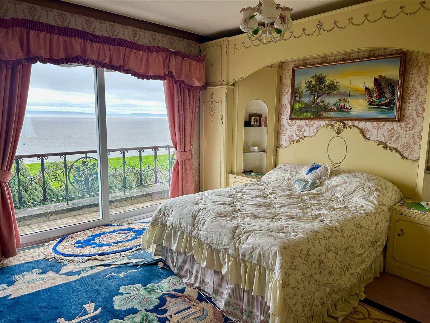 Marine Drive, Barry Knights Estate Agents